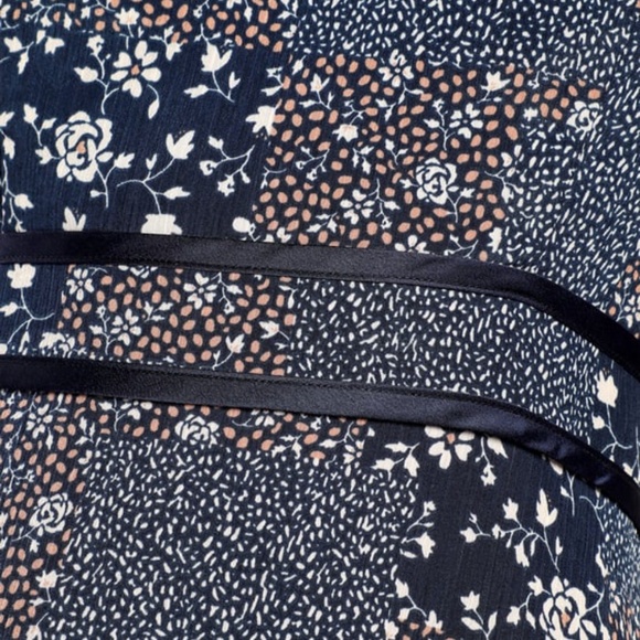 Lulus Navy Blue Floral Quilt Print Maxi Dress - Size M - Picture 7 of 7